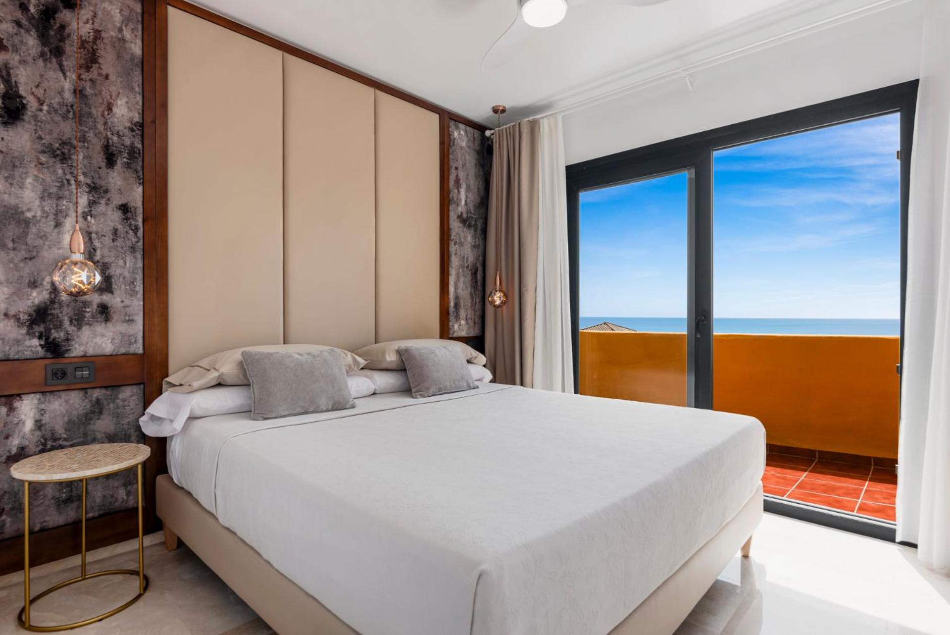 Sky And Sea Estepona Penthouse Екстер'єр фото
